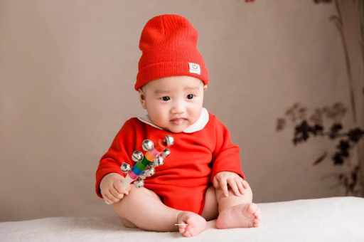 阳谷六个月宝宝总是摇头